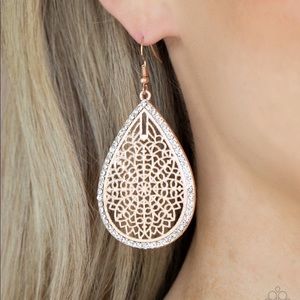 ❤️Fleur de Fantasy Earrings